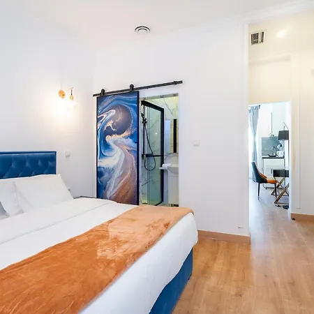 5 Hotel 2*